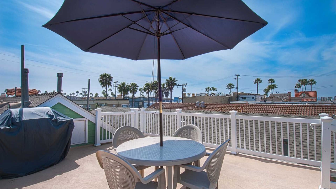 Photo of Patio Balcony in West Newport