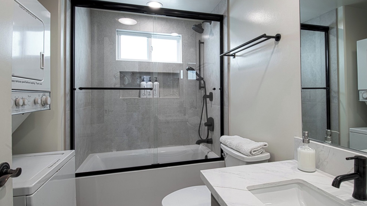 Photo of Bathroom in Santa Ana Heights
