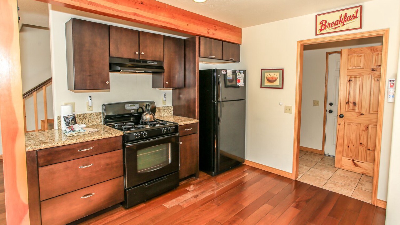 Photo of Kitchen in Big Bear Lake