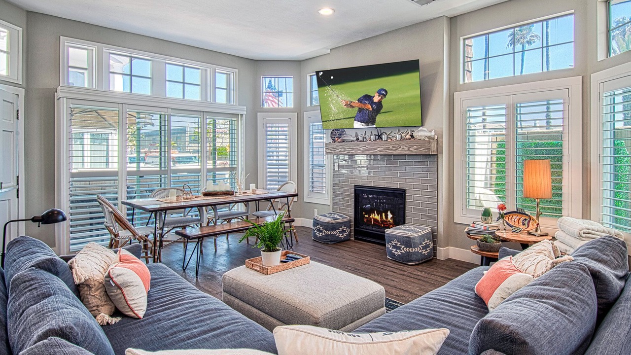 Photo of Livingroom in West Newport