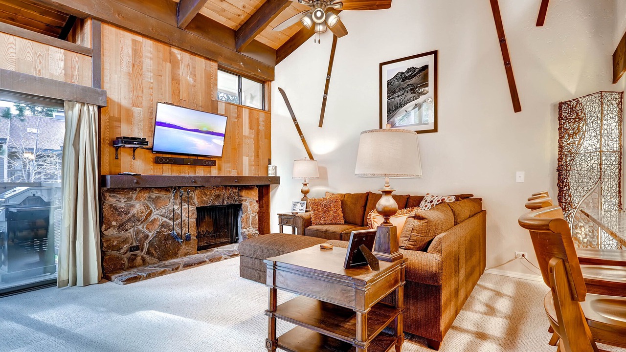 Photo of Livingroom in South Lake Tahoe