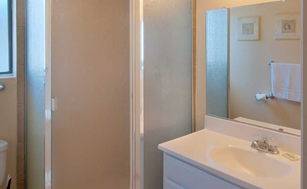Photo of Bathroom in Balboa Island