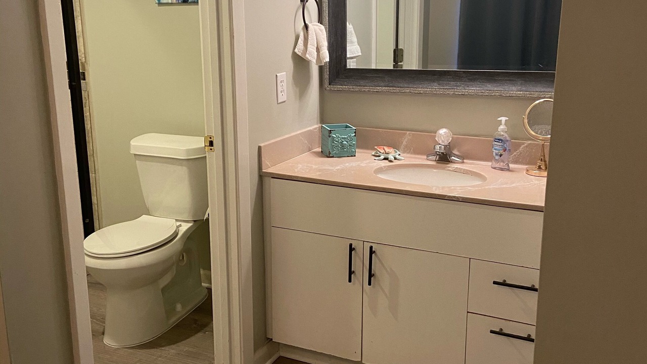 Photo of Bathroom in Orange Beach