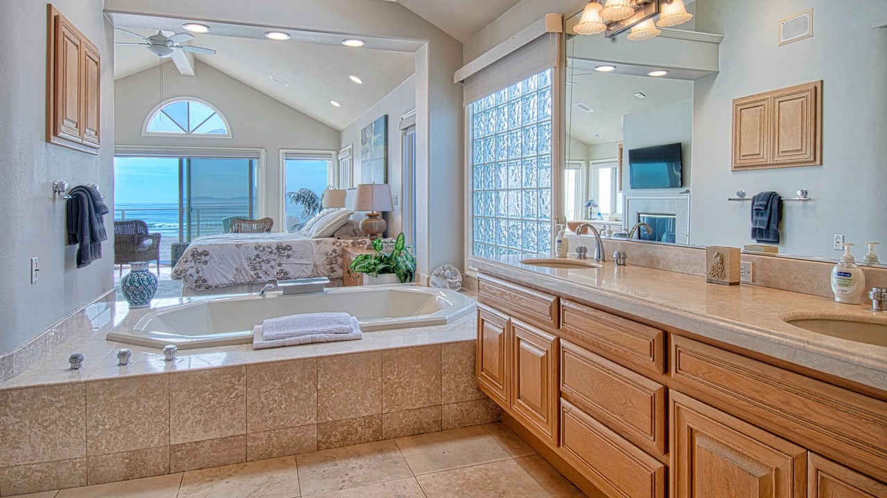 Photo of Bathroom in West Newport