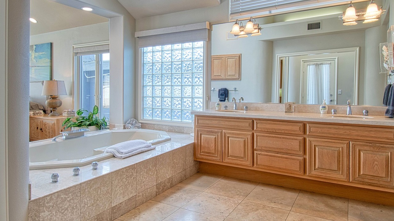Photo of Bathroom in West Newport