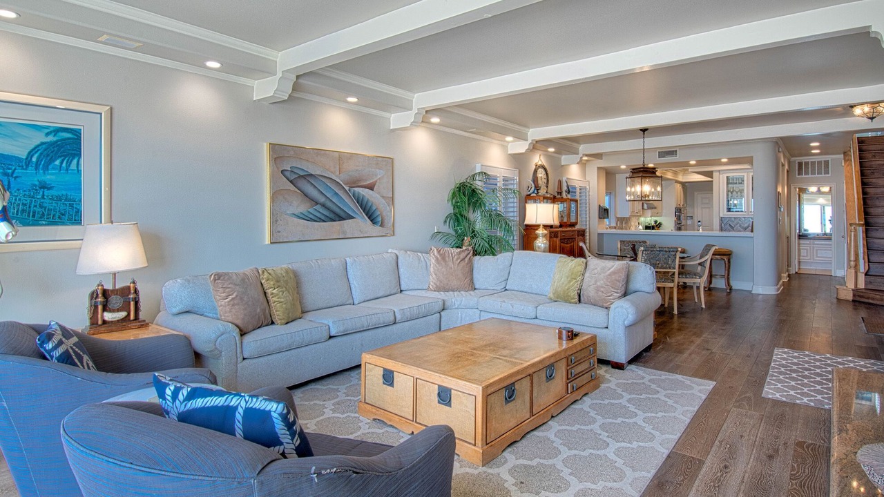 Photo of Livingroom in West Newport