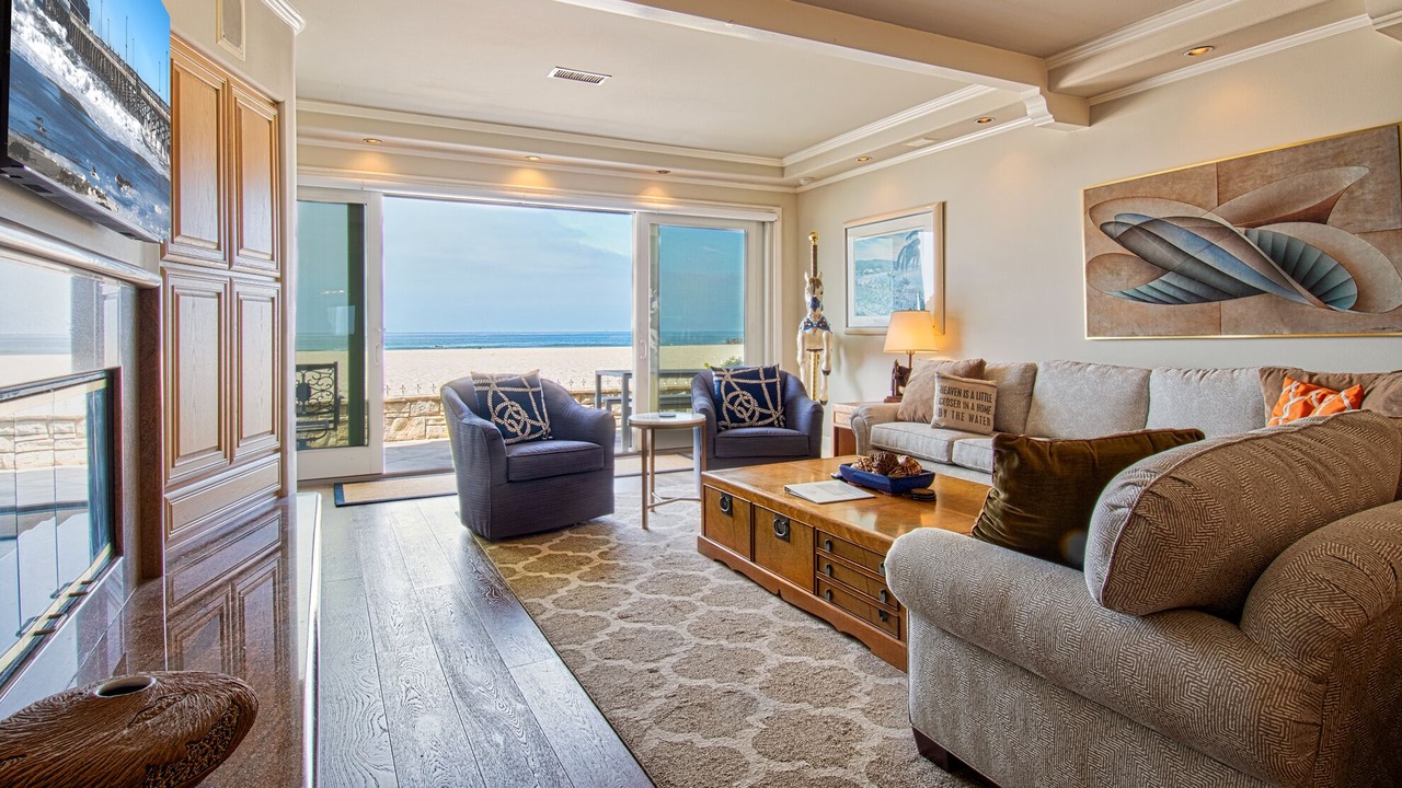 Photo of Livingroom in West Newport