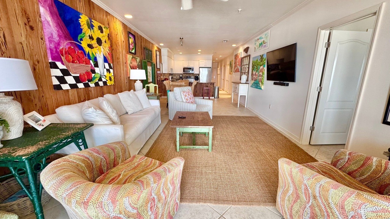 Photo of Livingroom in Orange Beach East