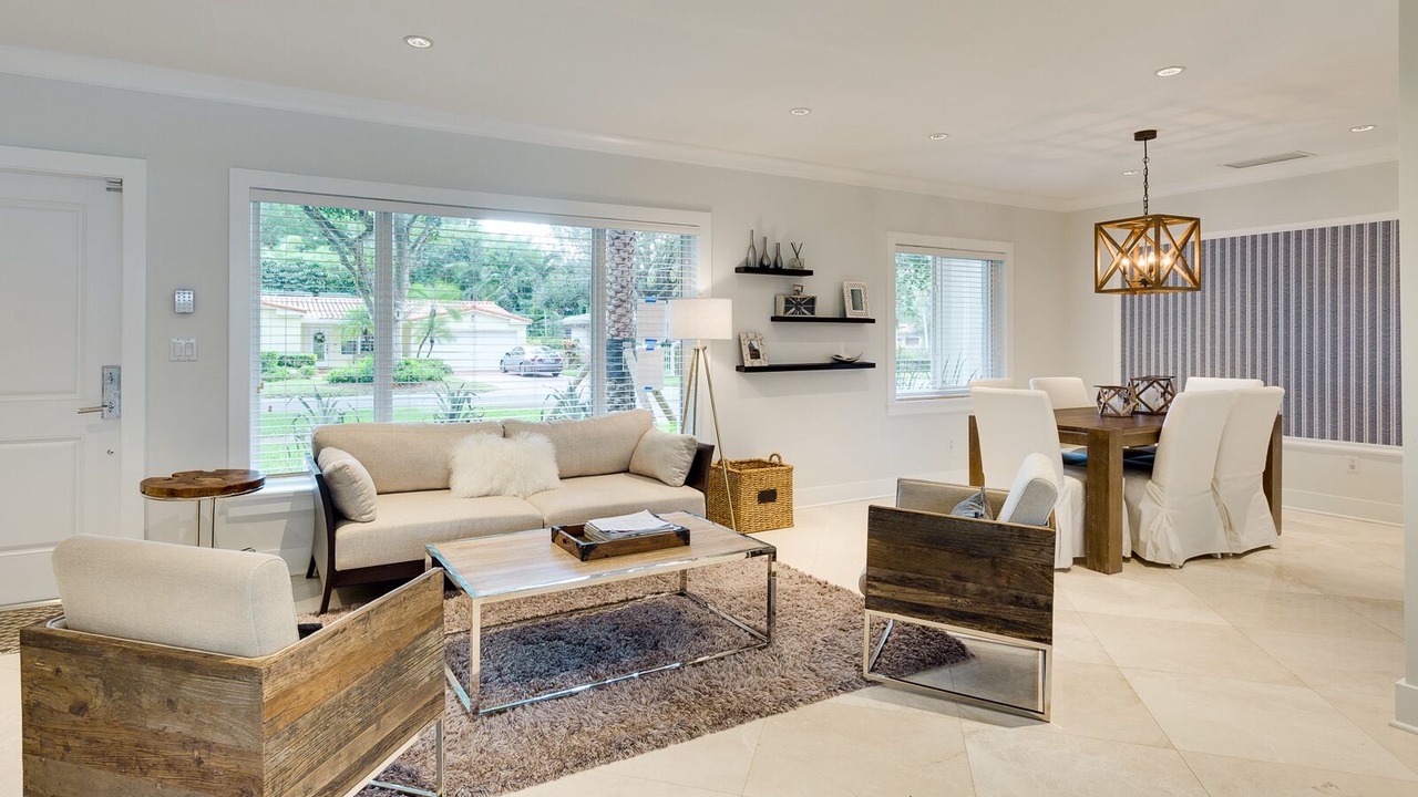Photo of Livingroom in Southwest Coconut Grove
