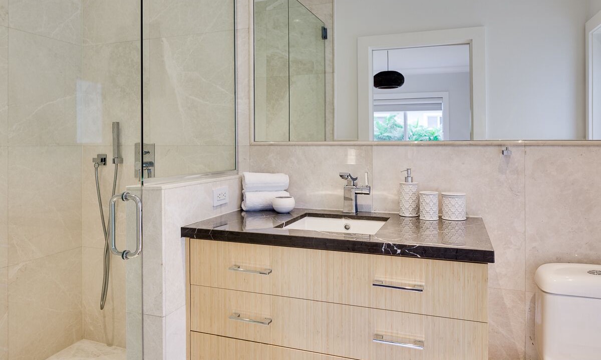 Photo of Bathroom in Southwest Coconut Grove