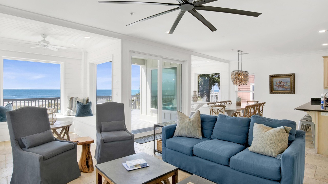Photo of Livingroom in Orange Beach