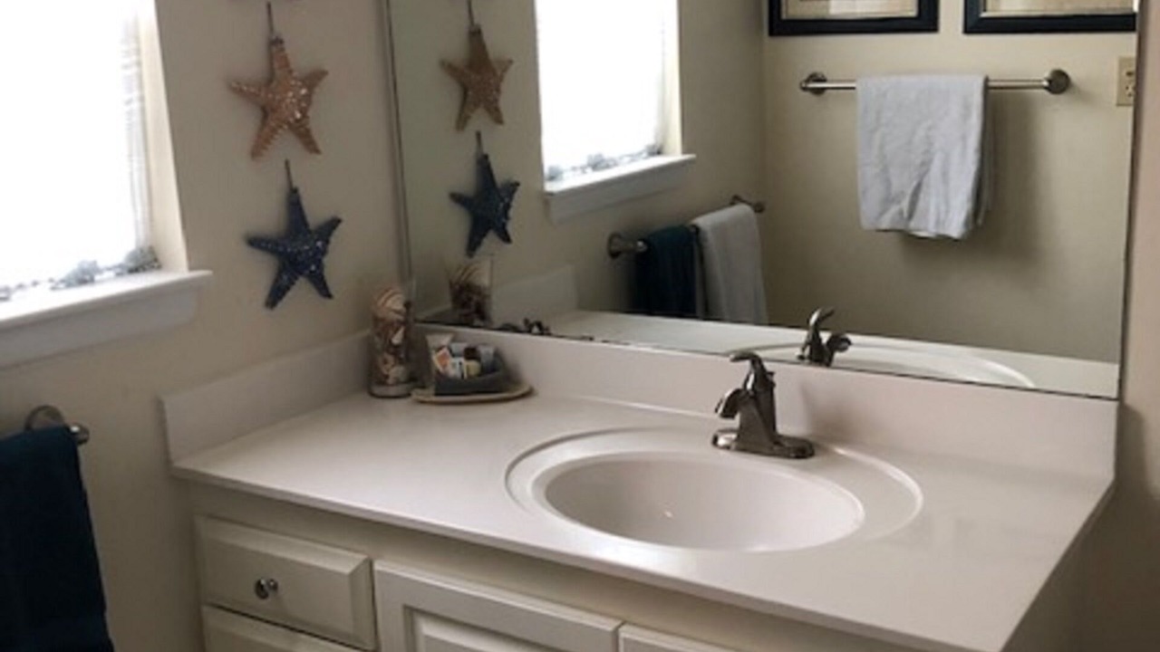 Photo of Bathroom in Dauphin Island