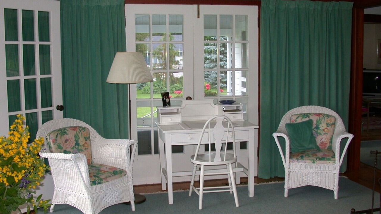 Photo of Bedroom in Shanty Bay