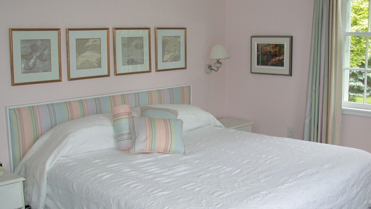 Photo of Others in Shanty Bay
