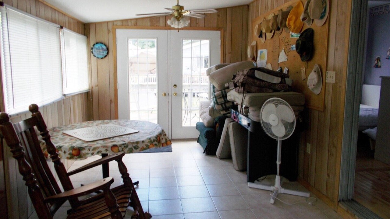 Photo of Bedroom in The Bluff
