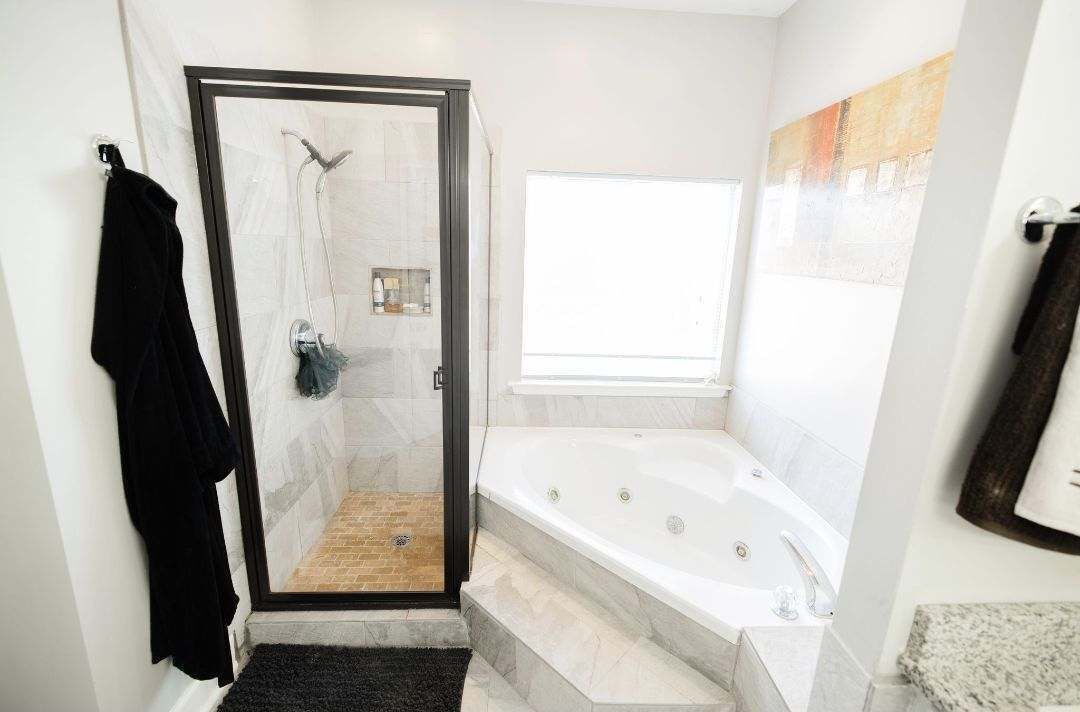 Photo of Bathroom in Gunter Afs