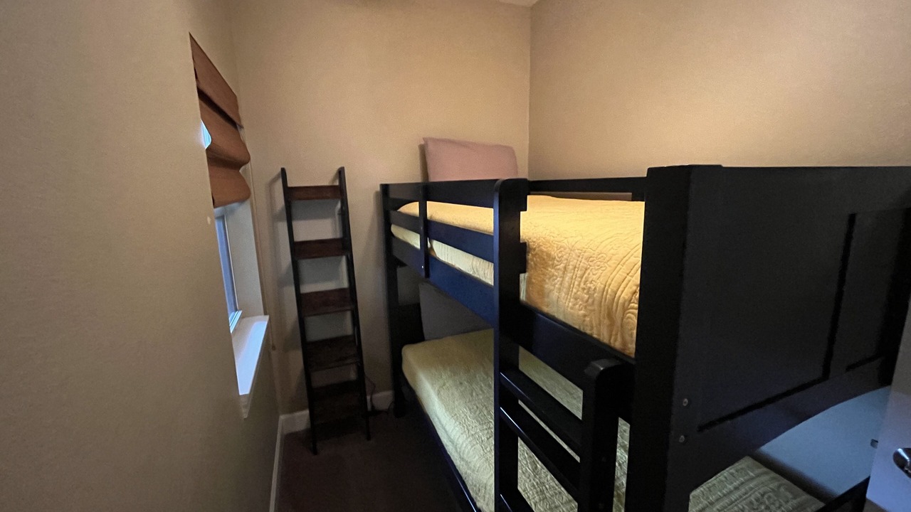 Photo of Bedroom in Ono Island