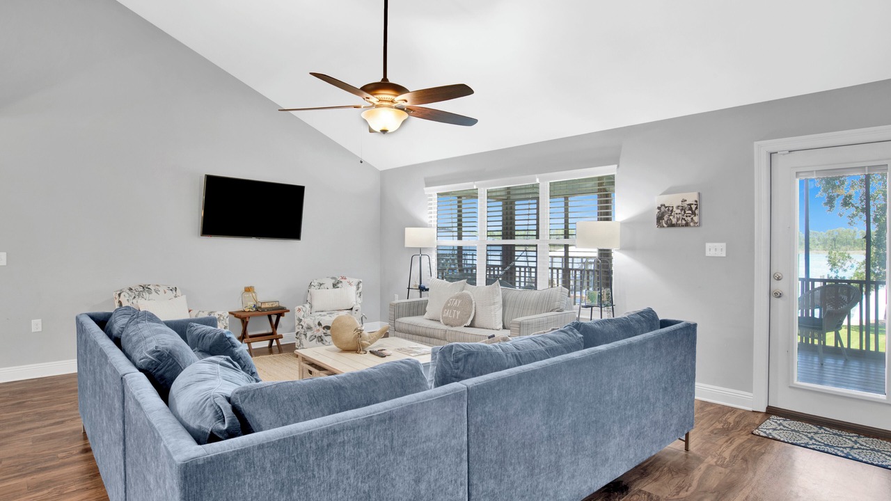 Photo of Bedroom in Gulf Shores