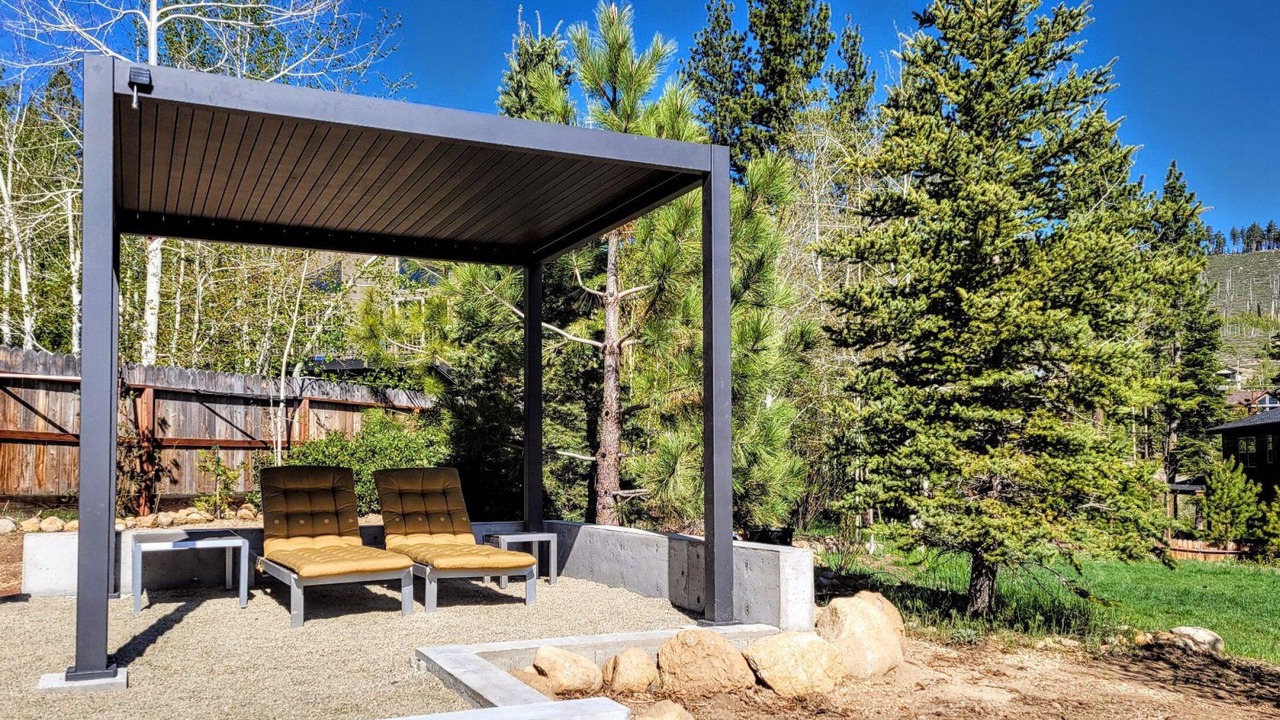 Photo of Outdoor in Mountain View Estates