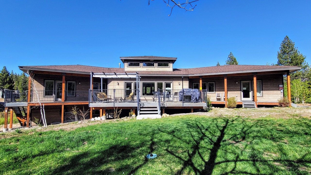 Photo of Outdoor in Mountain View Estates