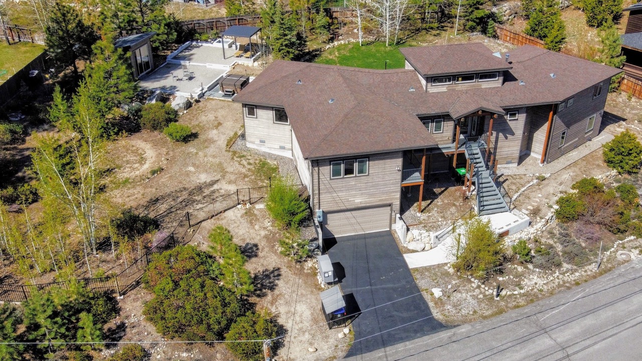Photo of Outdoor in Mountain View Estates