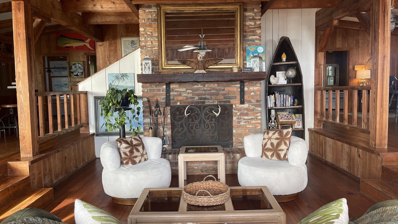 Photo of Livingroom in Alligator Point