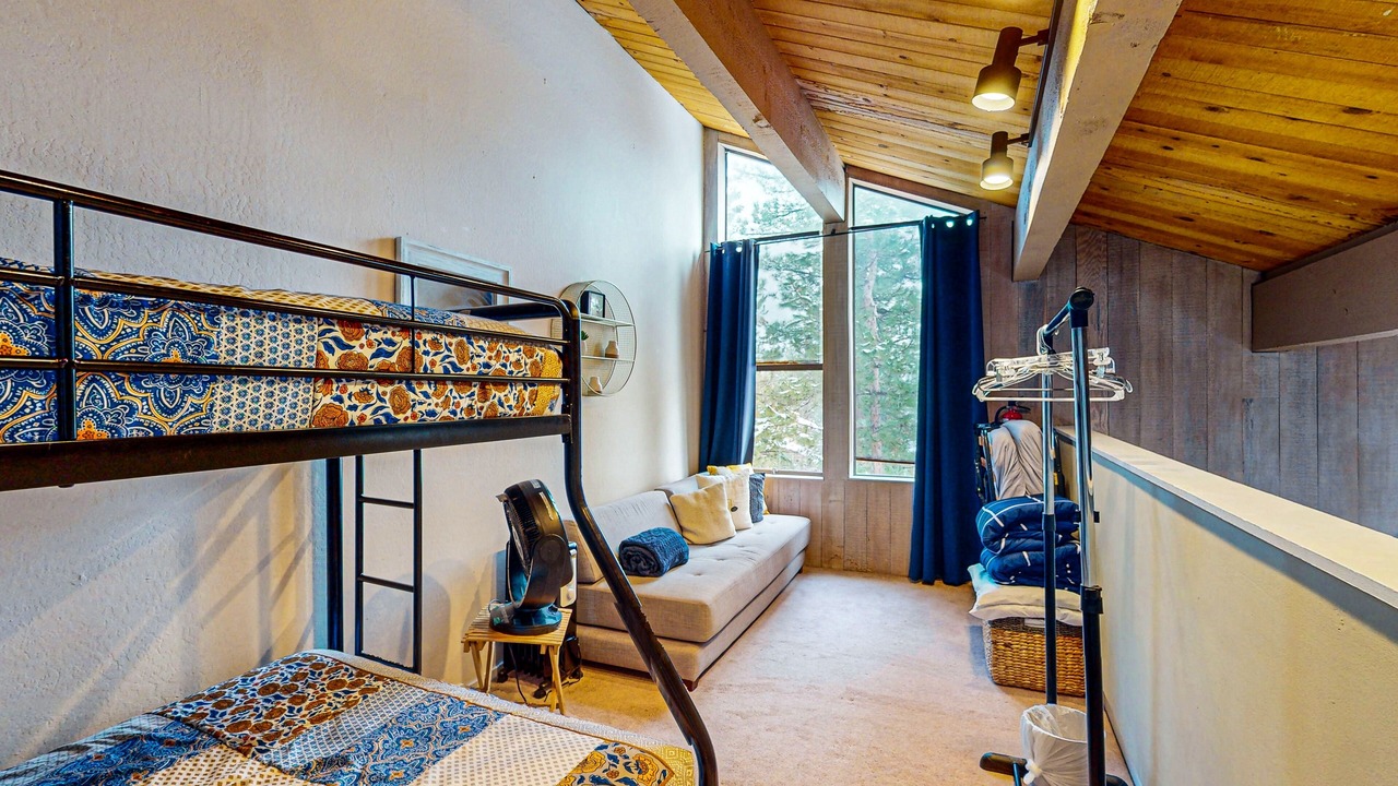 Photo of Bedroom in Kings Beach