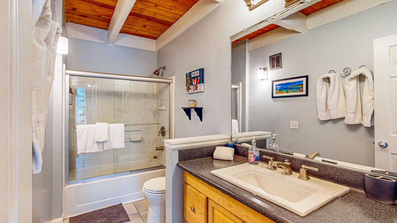 Photo of Bathroom in Kings Beach