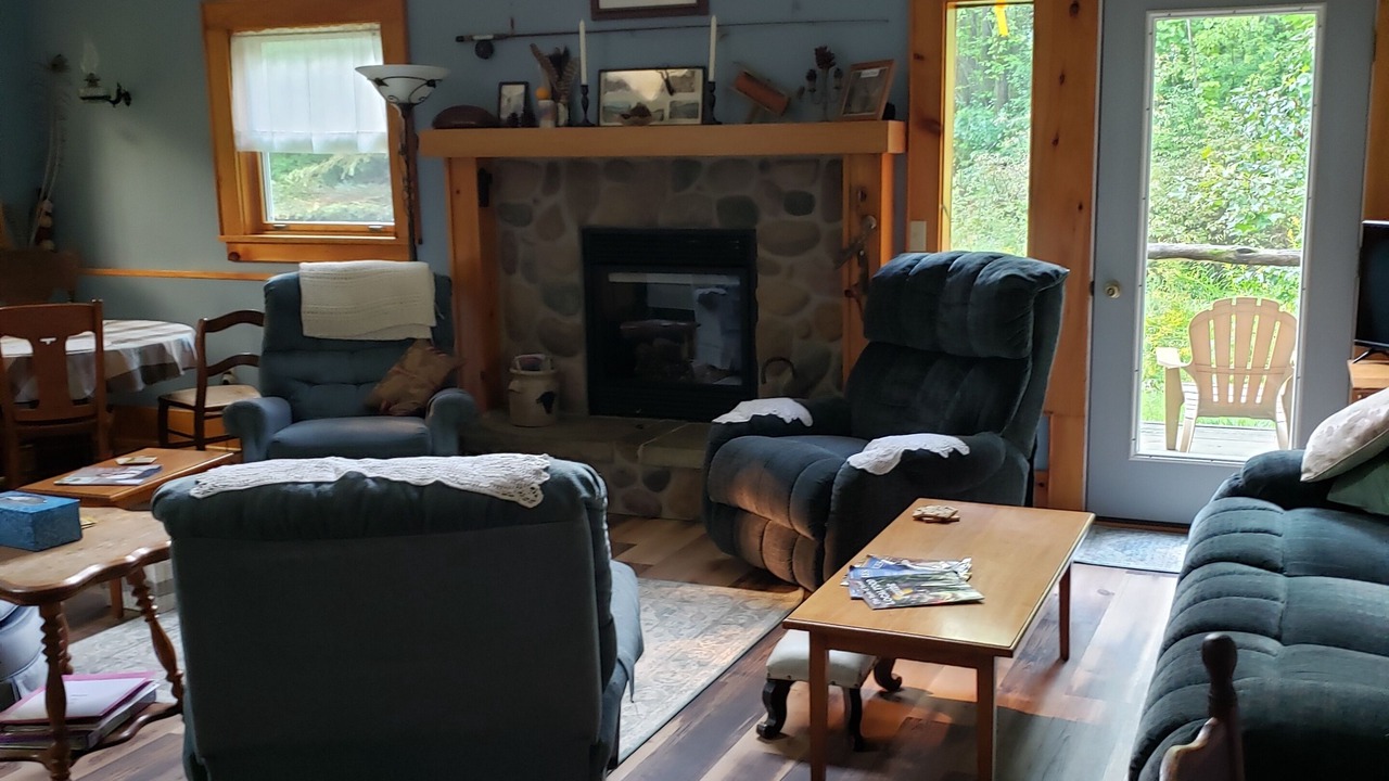 Photo of Livingroom in Keuka Park