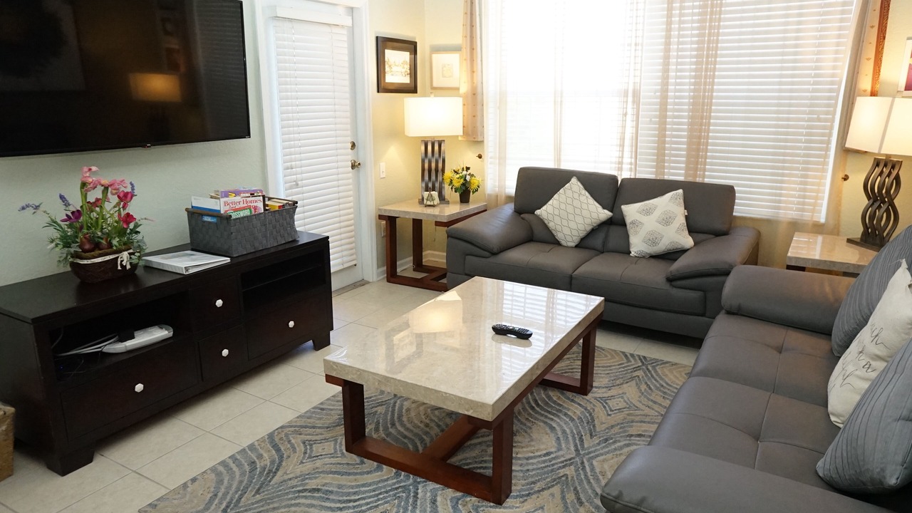 Photo of Livingroom in Windsor Hills