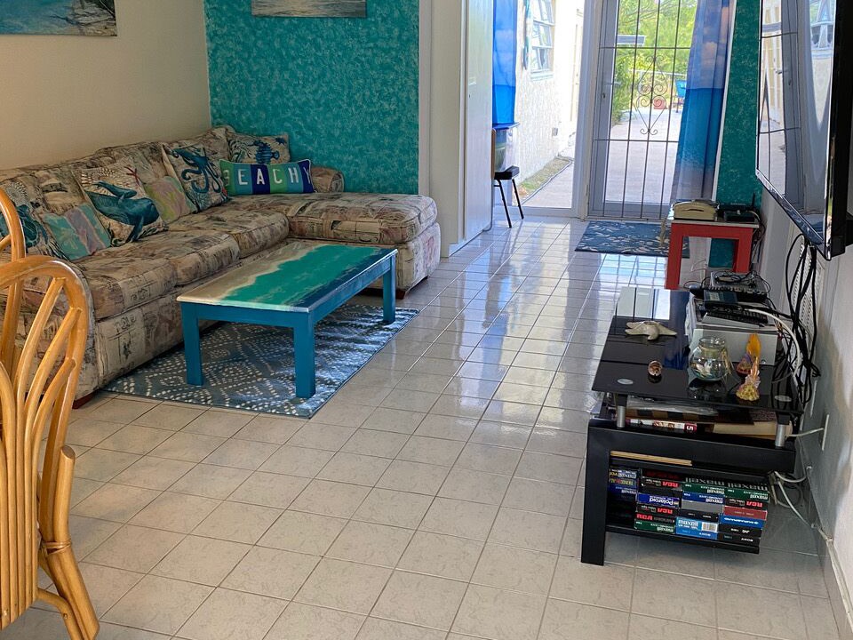 Photo of Livingroom in Lucaya