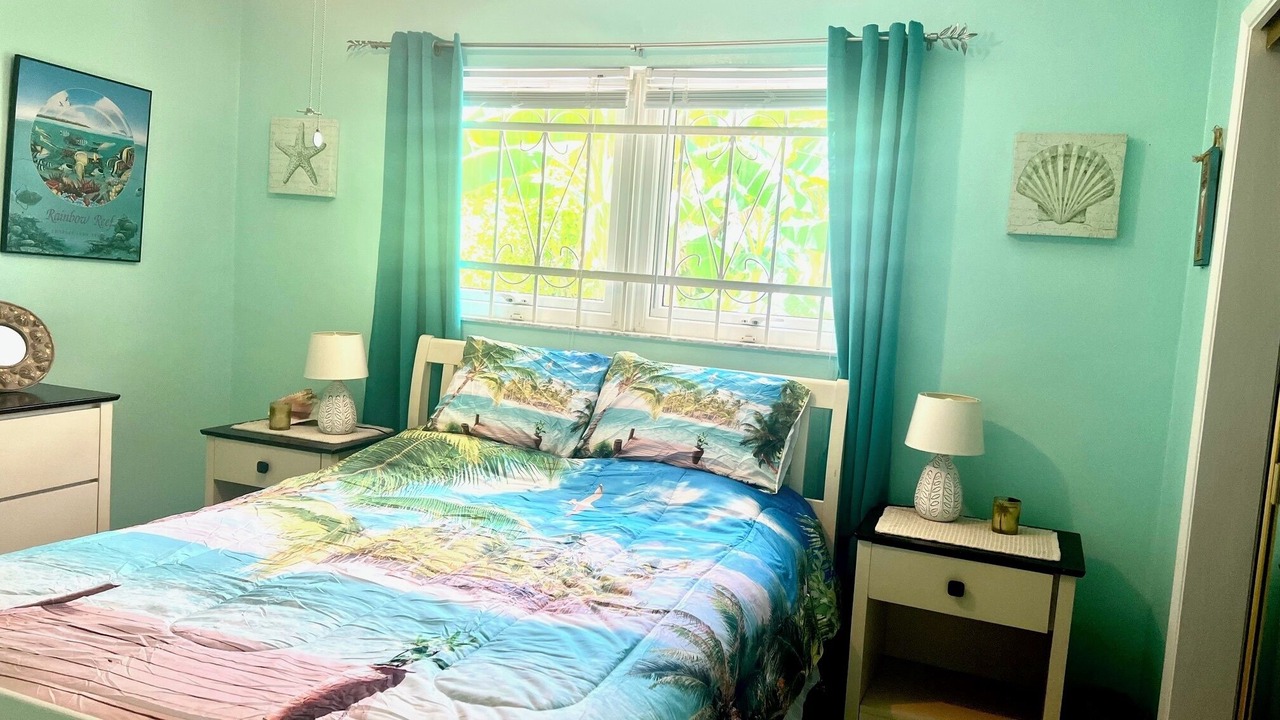 Photo of Bedroom in Lucaya