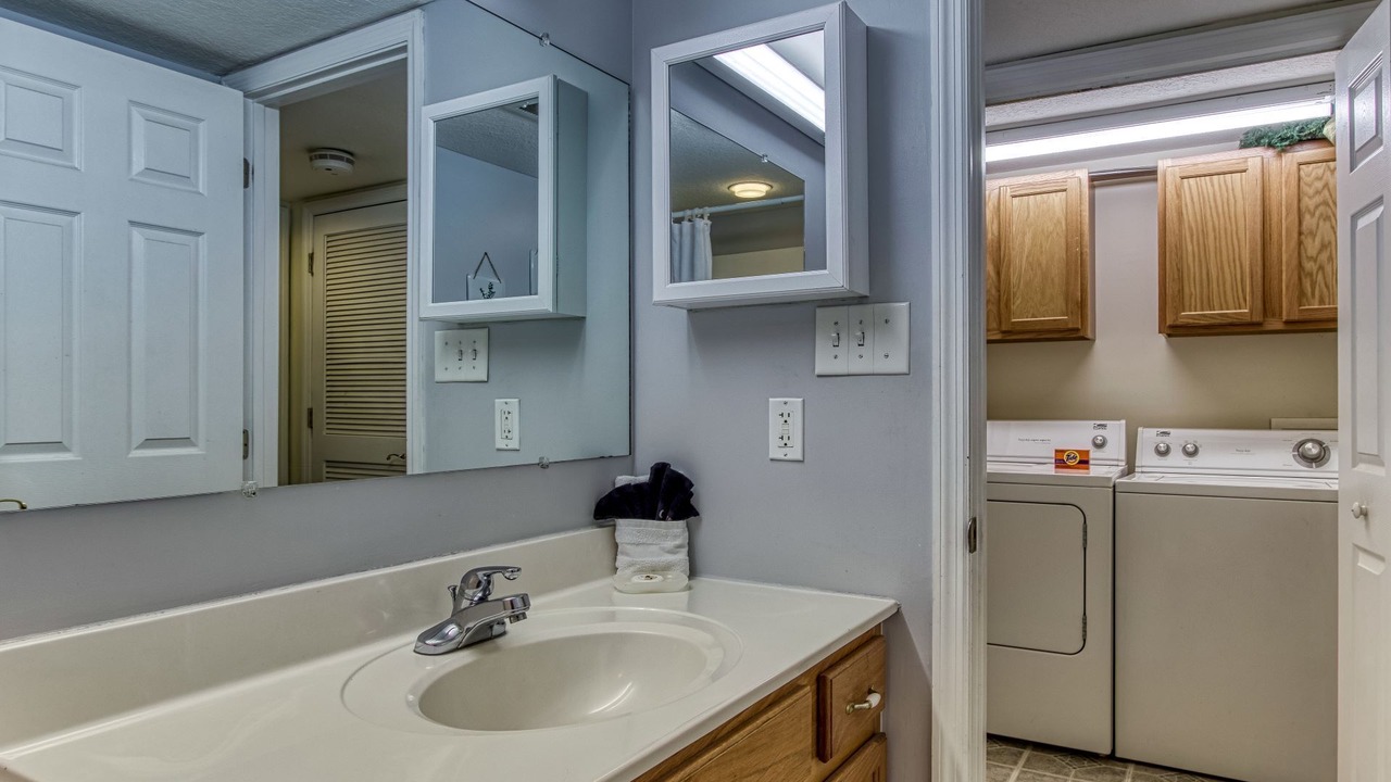 Photo of Bathroom in Pigeon Forge