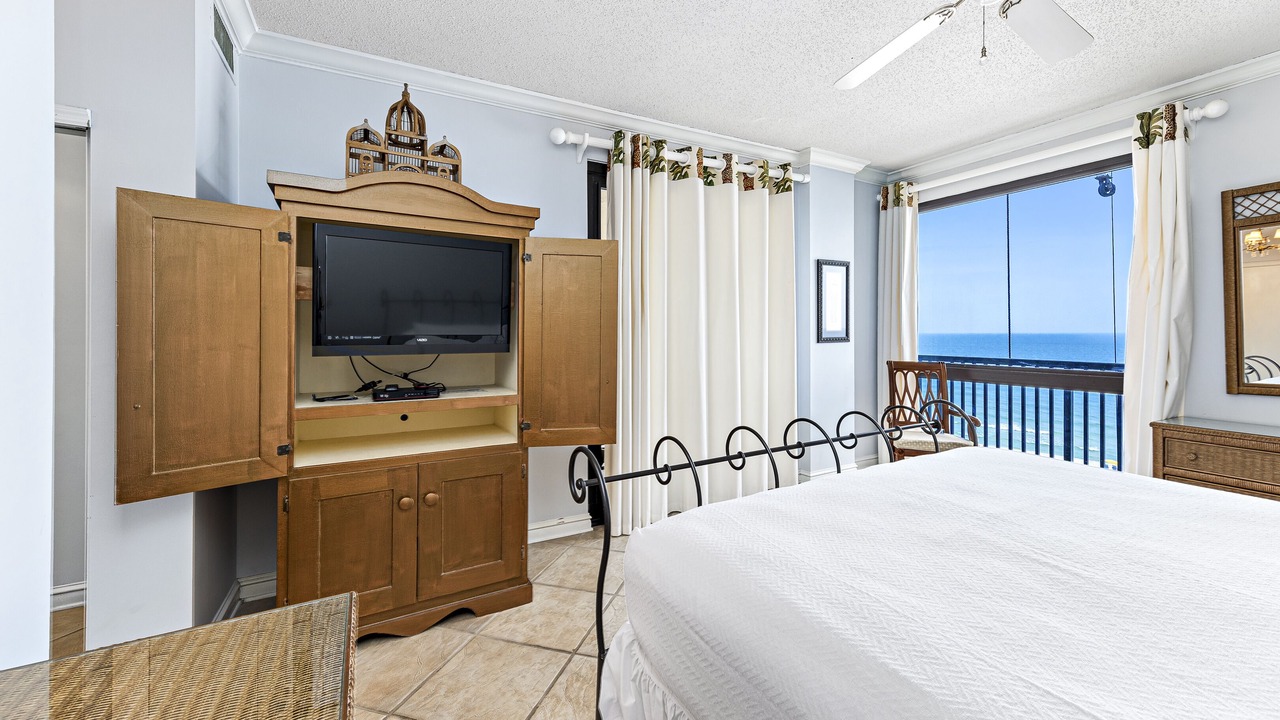Photo of Bedroom in Orange Beach