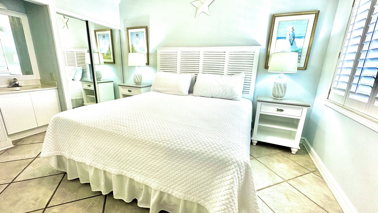 Photo of Bedroom in Orange Beach