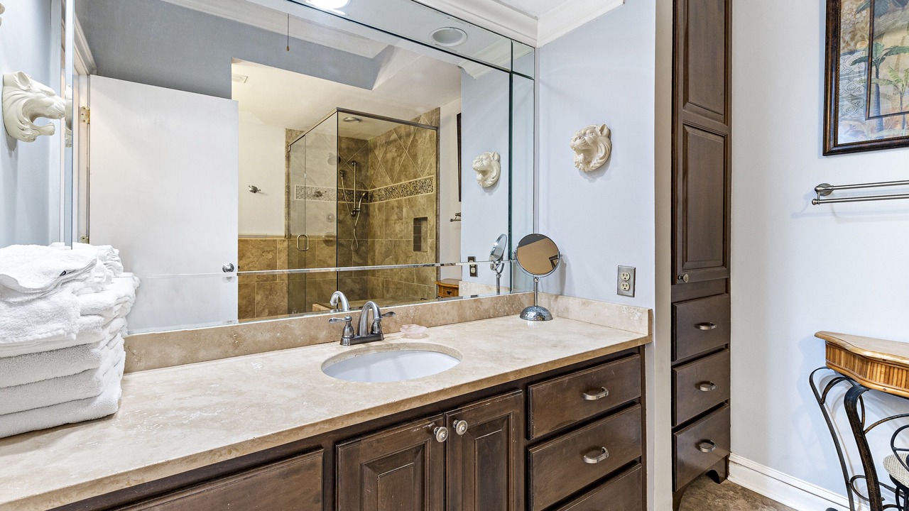 Photo of Bathroom in Orange Beach