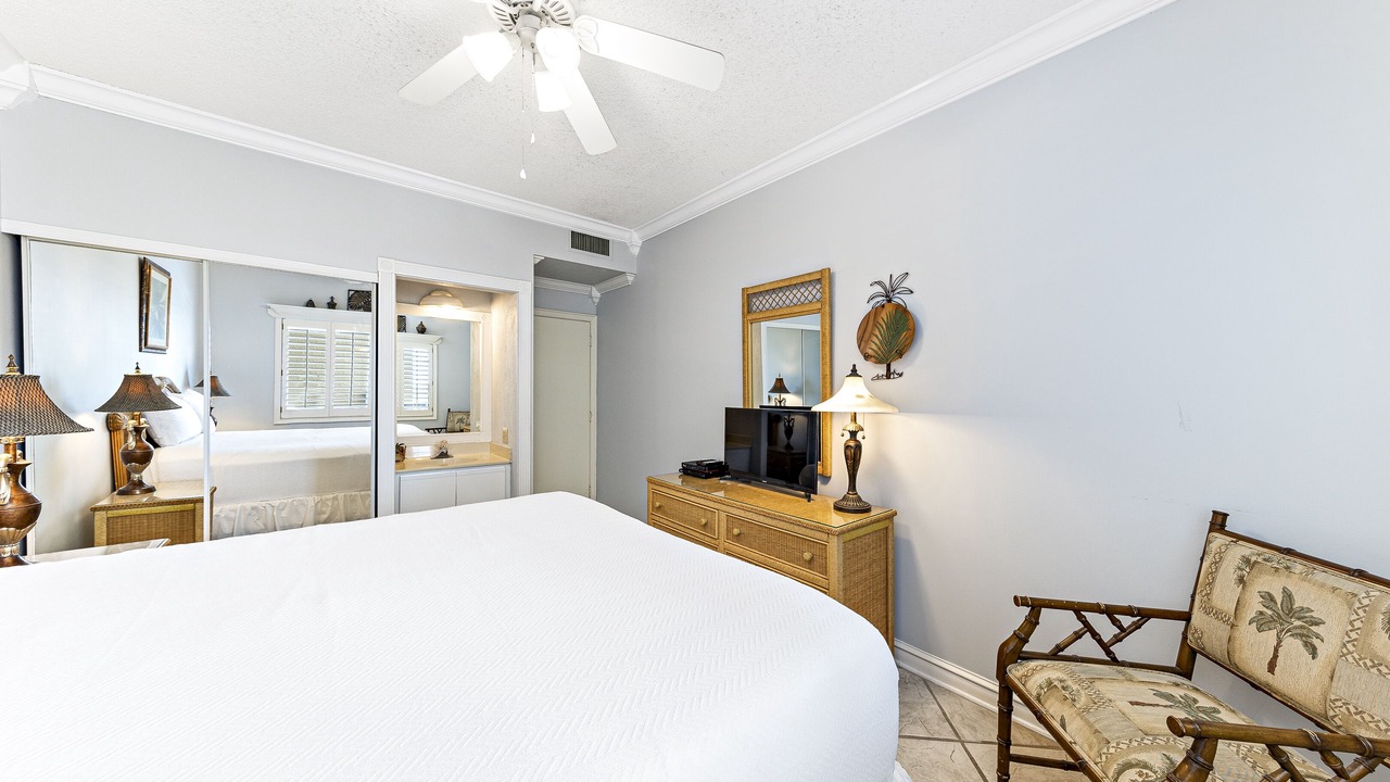Photo of Bedroom in Orange Beach