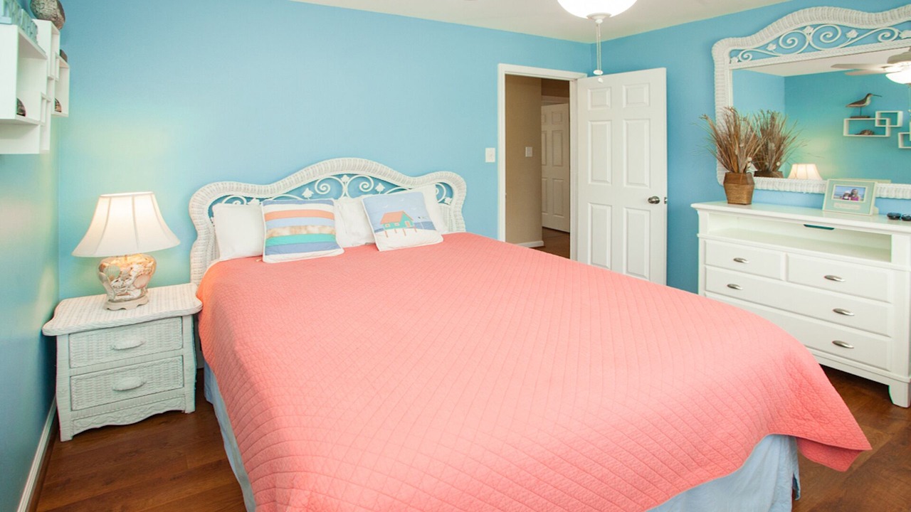 Photo of Bedroom in Sandbridge