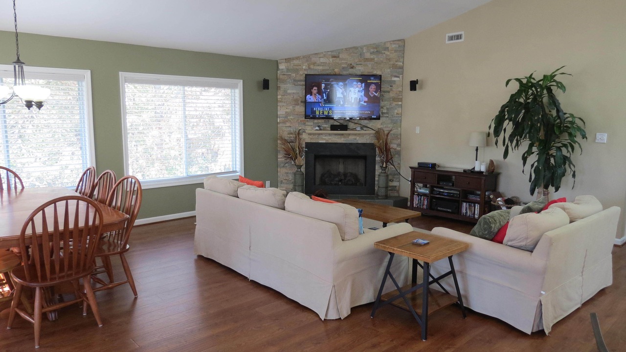 Photo of Bedroom in Sandbridge