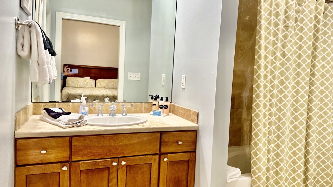 Photo of Bathroom in Ono Island