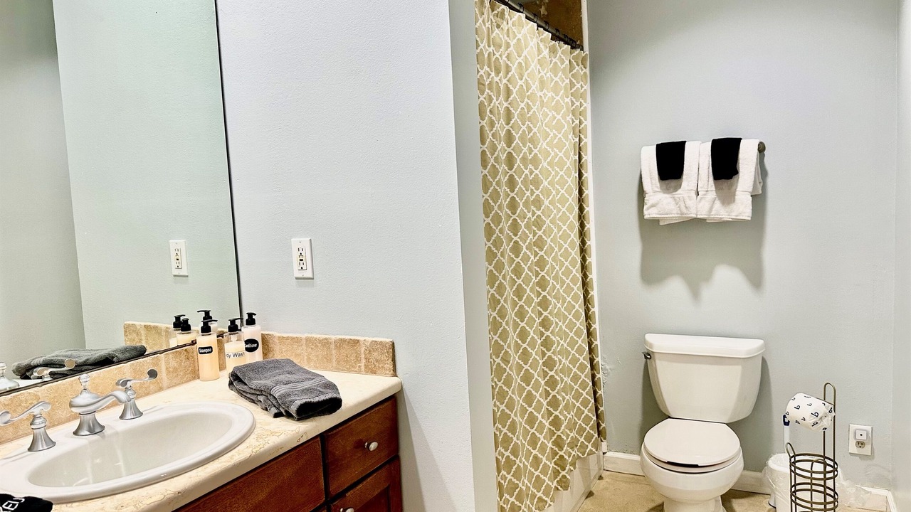 Photo of Bathroom in Ono Island