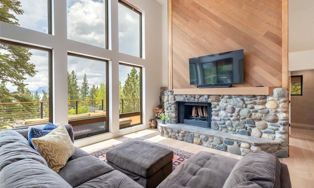 Photo of Livingroom in Lake Forest