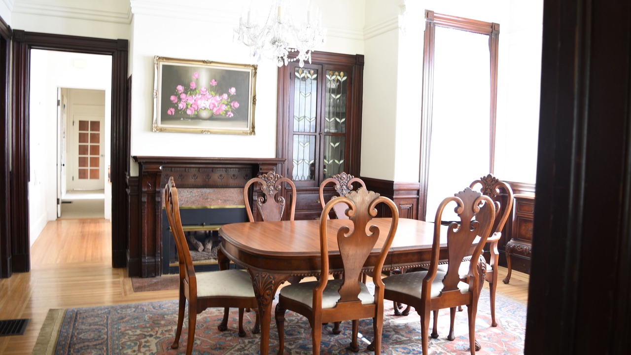 Photo of Livingroom in Alameda