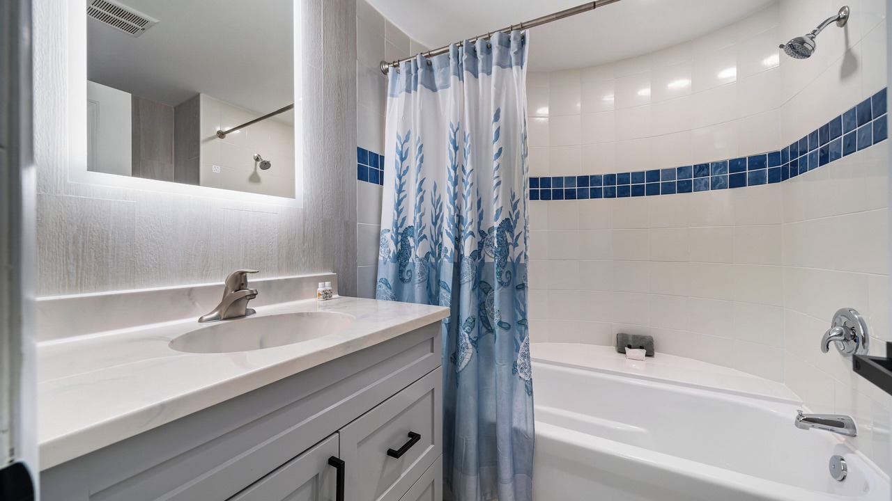 Photo of Bathroom in Paradise Island