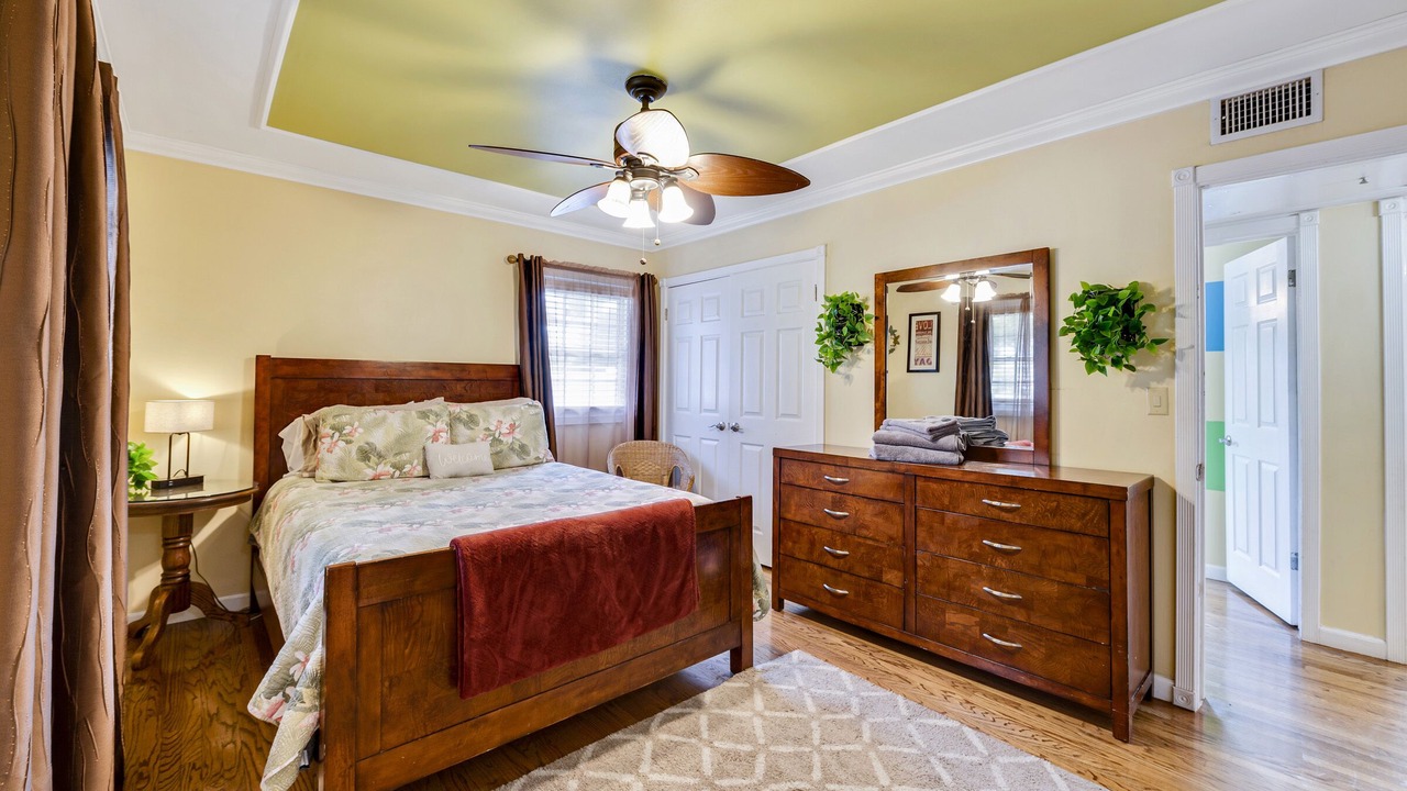 Photo of Bedroom in Santa Ana