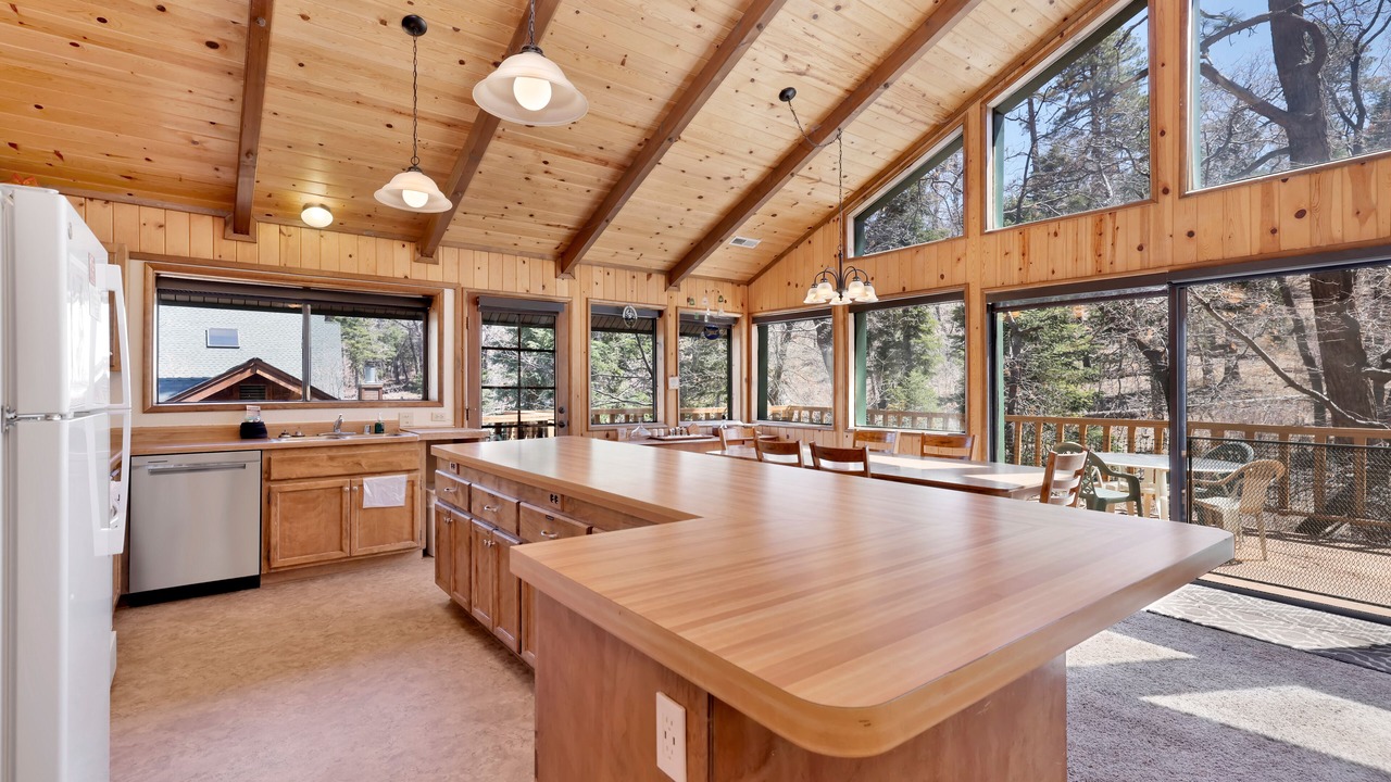 Photo of Kitchen in Upper Moonridge