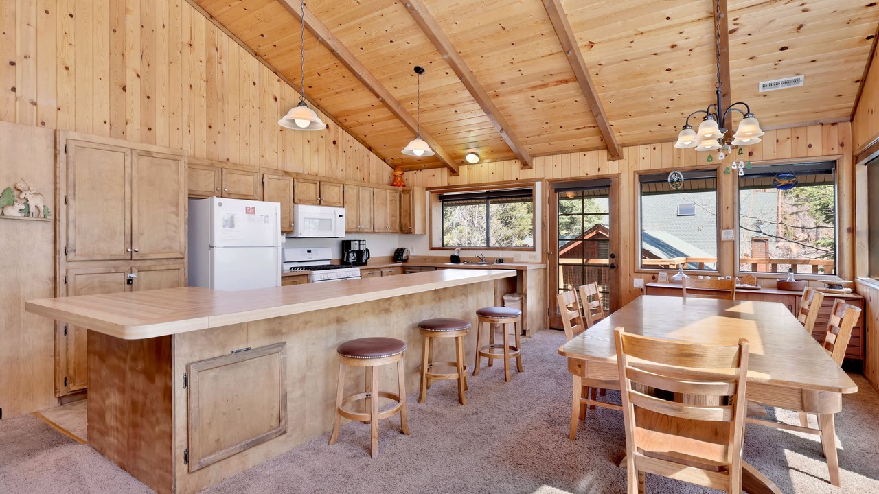 Photo of Kitchen in Upper Moonridge