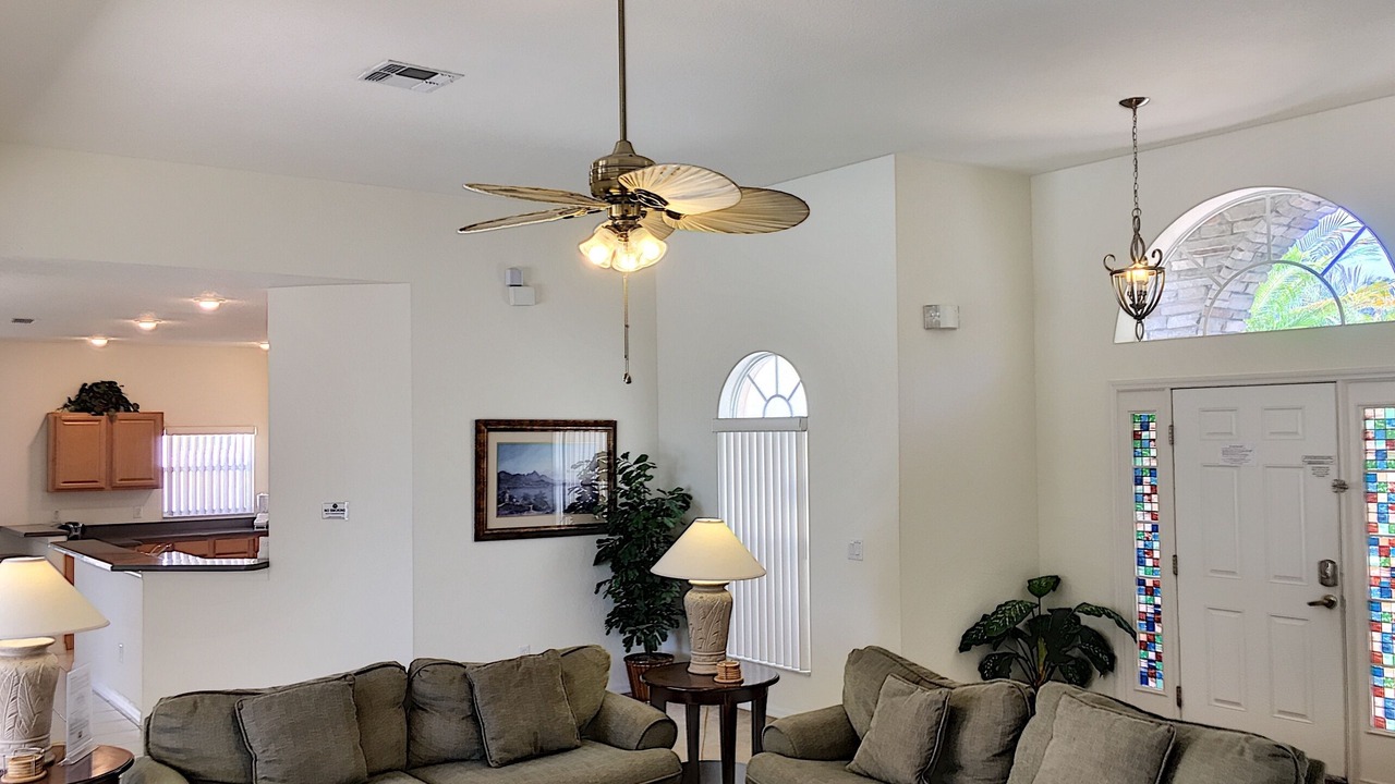Photo of Livingroom in West Haven