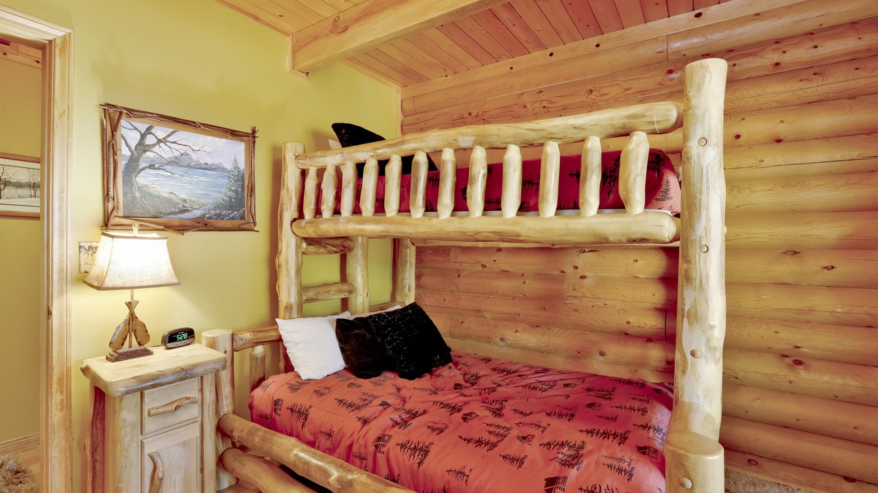 Photo of Bedroom in Patton