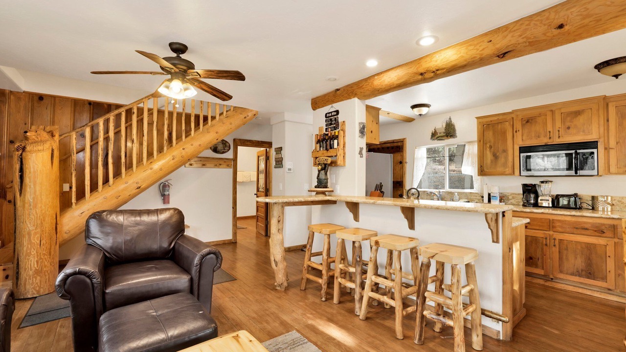 Photo of Livingroom in Big Bear